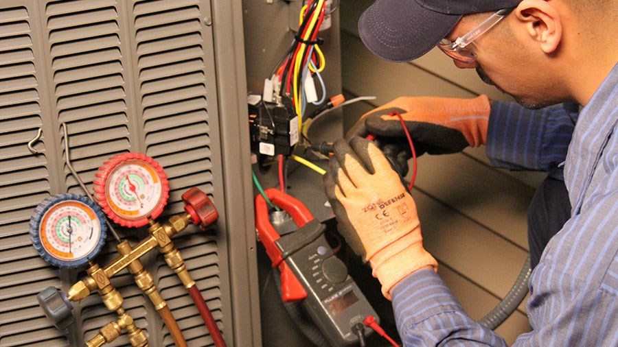 Tools and techniques used by hvac service technician