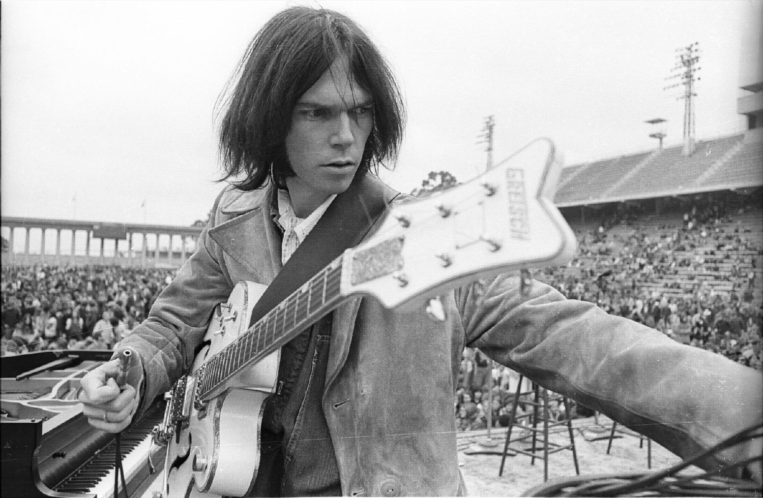 2 or 3 lines (and so much more) Neil Young "Down by the River" (1969)