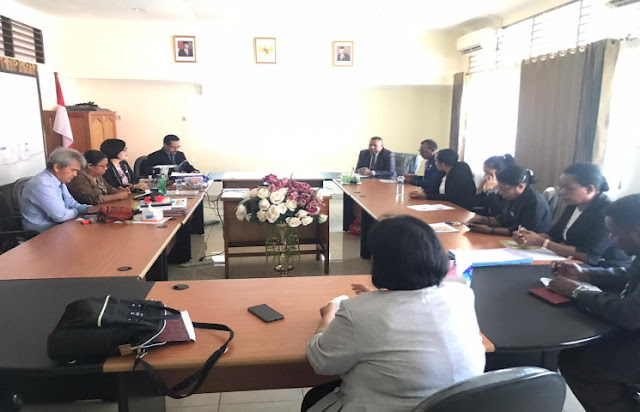 Ariyoko Rumaropen Pimpin Sidang Penilaian Jabatan Fungsional di BKSDM Papua Ariyoko Rumaropen Pimpin Sidang Penilaian Jabatan Fungsional di BKSDM Papua