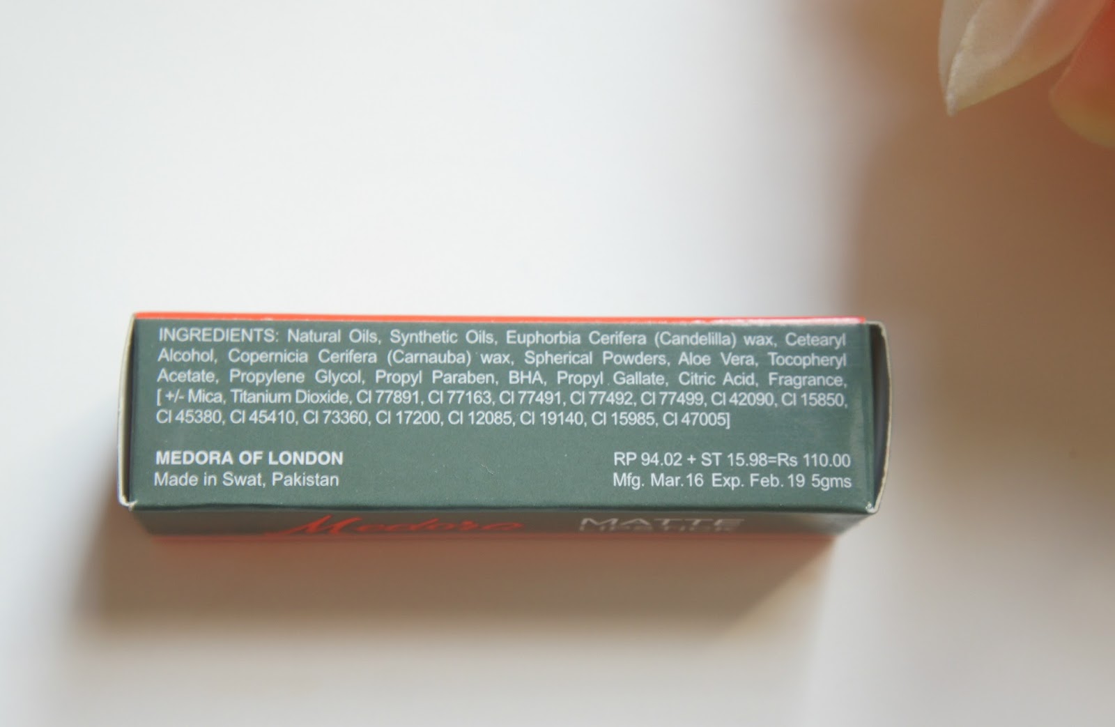 lipstick ingredients