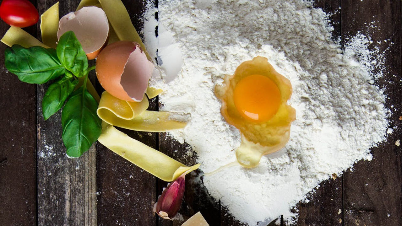 Memilih Telur Ayam Negeri dengan Cara Baik dan Benar Memilih Telur Ayam Negeri dengan Cara Baik dan Benar