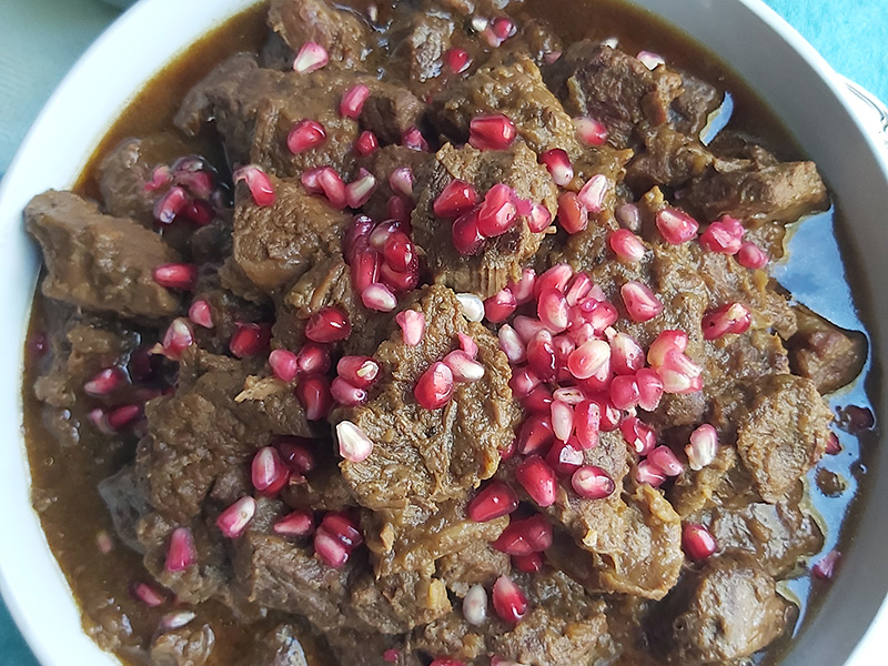 Kabab Halla (Pomegranate Braised Beef)