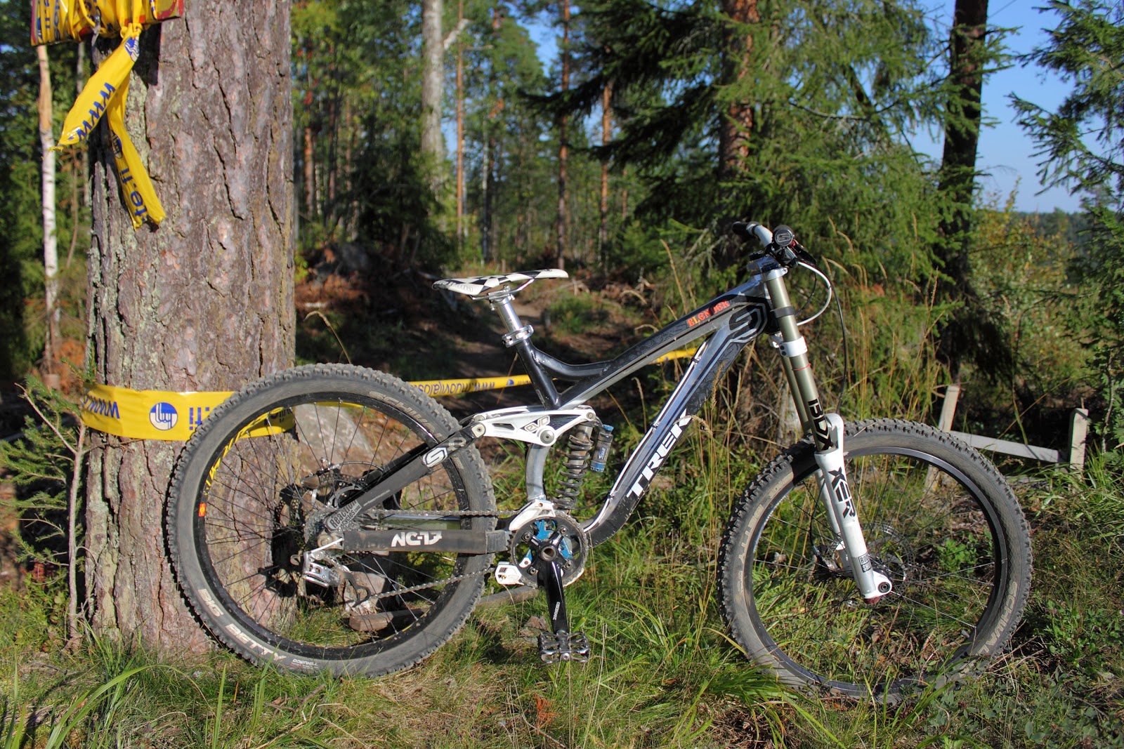 buy used mountain bikes