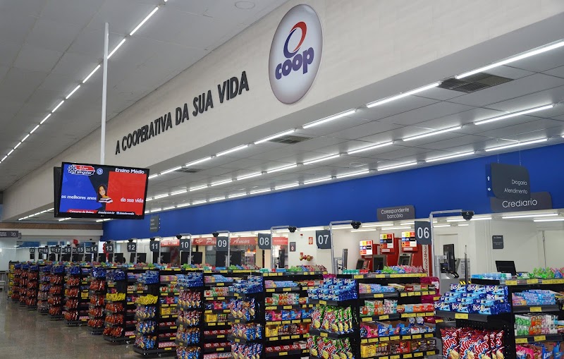 Rede de supermercado completa 64 anos com inovação e ações pioneiras no varejo Rede de supermercado completa 64 anos com inovação e ações pioneiras no varejo