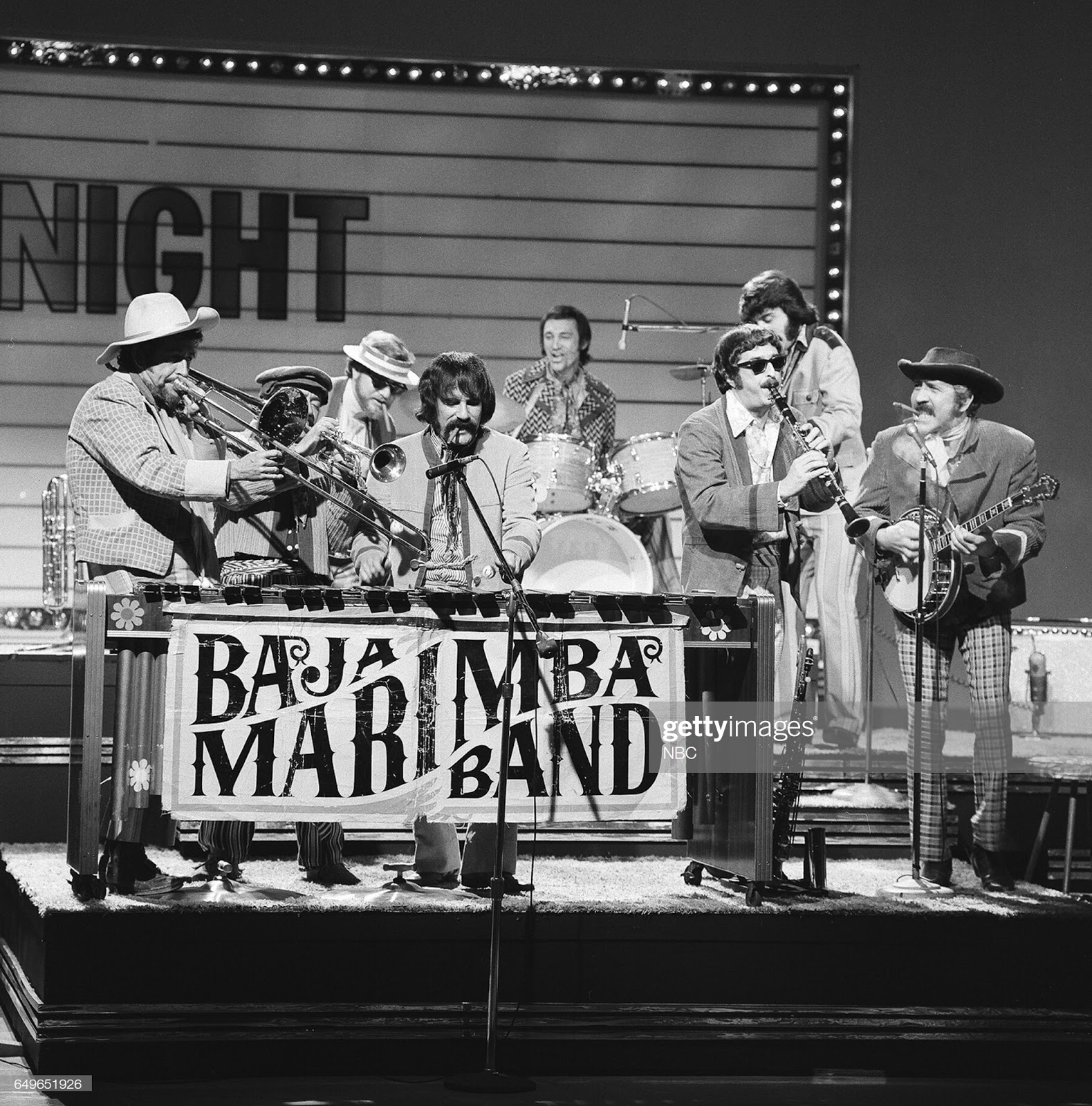 egroj world Baja Marimba Band • Do You Know The Way to San Jose