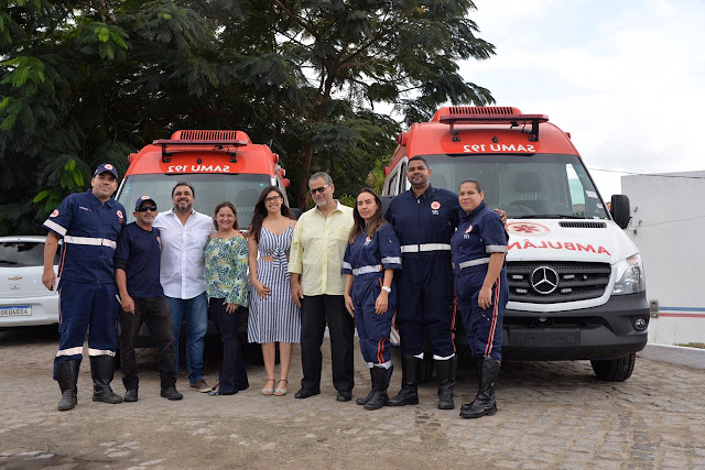 Prefeitura de Jacobina recebe duas novas ambulâncias para o Samu