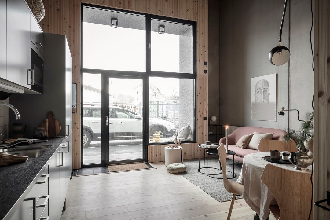 A renovated 1970s villa in the South of France