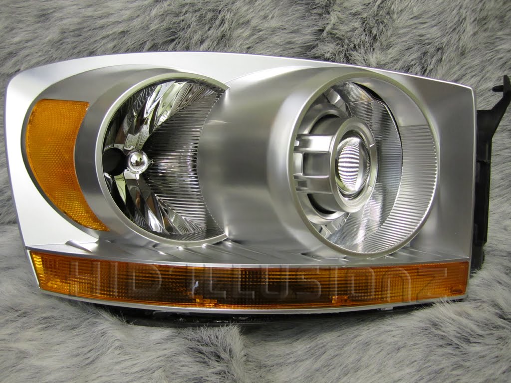 HID ILLUSIONZ Dodge Ram 1500 E55 Cayenne Projector HID Retrofit Headlights
