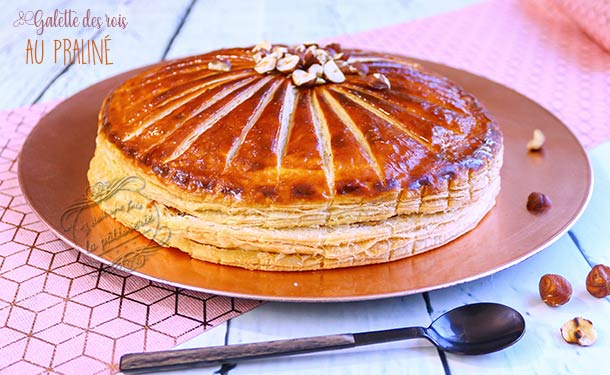 Galette des rois pralin-noisettes.