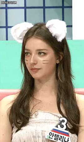 떡치는 소리를 맞춘 러시아 구미호 안젤리나