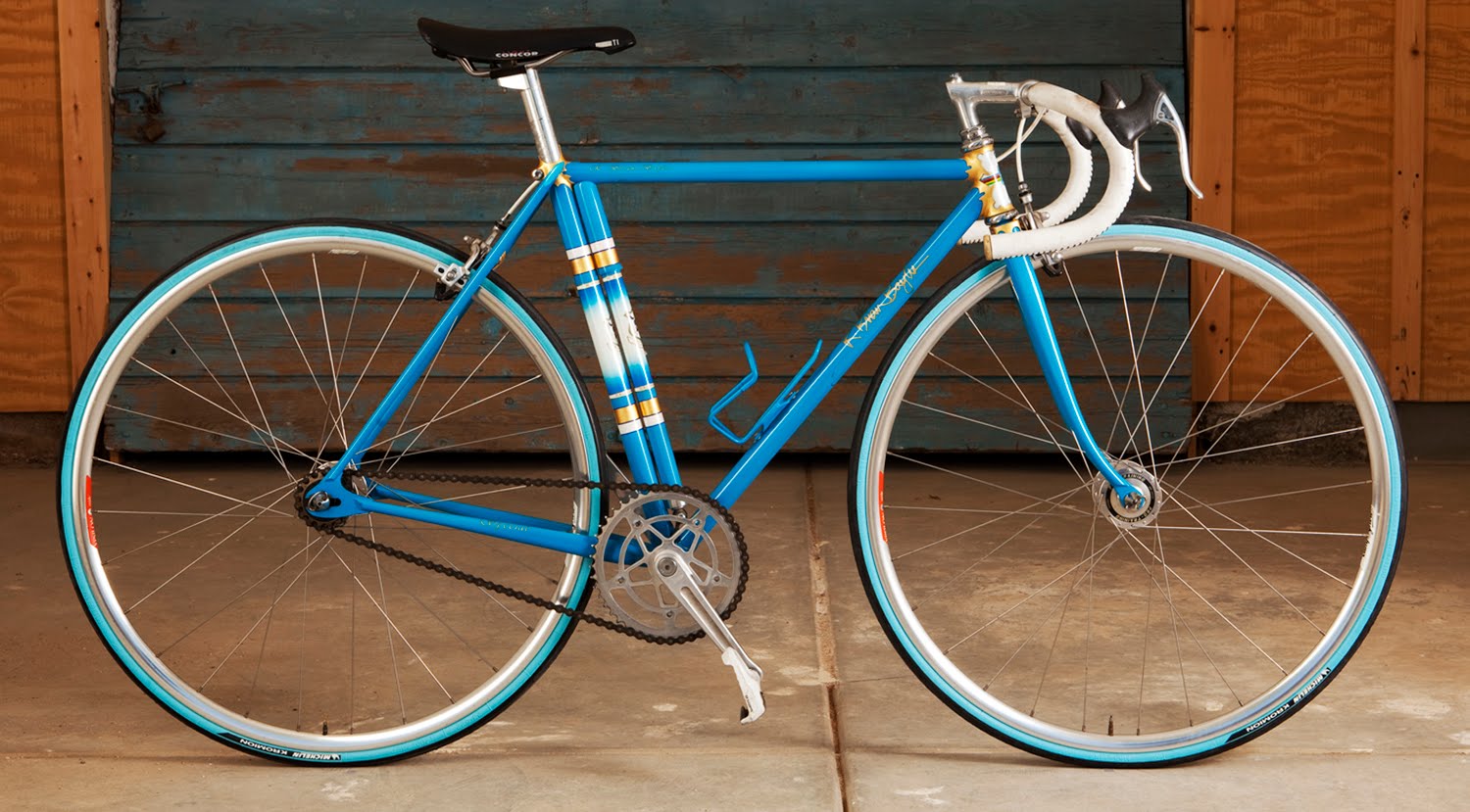 what is a fixed wheel bike