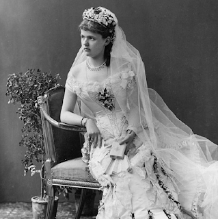 Brides From Queen Victoria Lavish 44