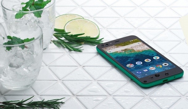  Google kembali menghadirkan smartphone Android One dengan spesifikasi yang cukup mumpuni Sharp Aquos S3, Android One Pertama dengan Kemampuan Tahan Air serta Tahan Banting 