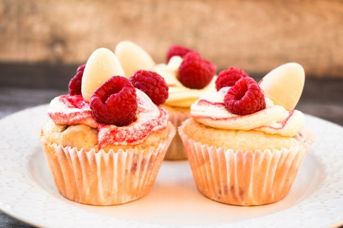 Easter Raspberry & White Chocolate Cupcakes