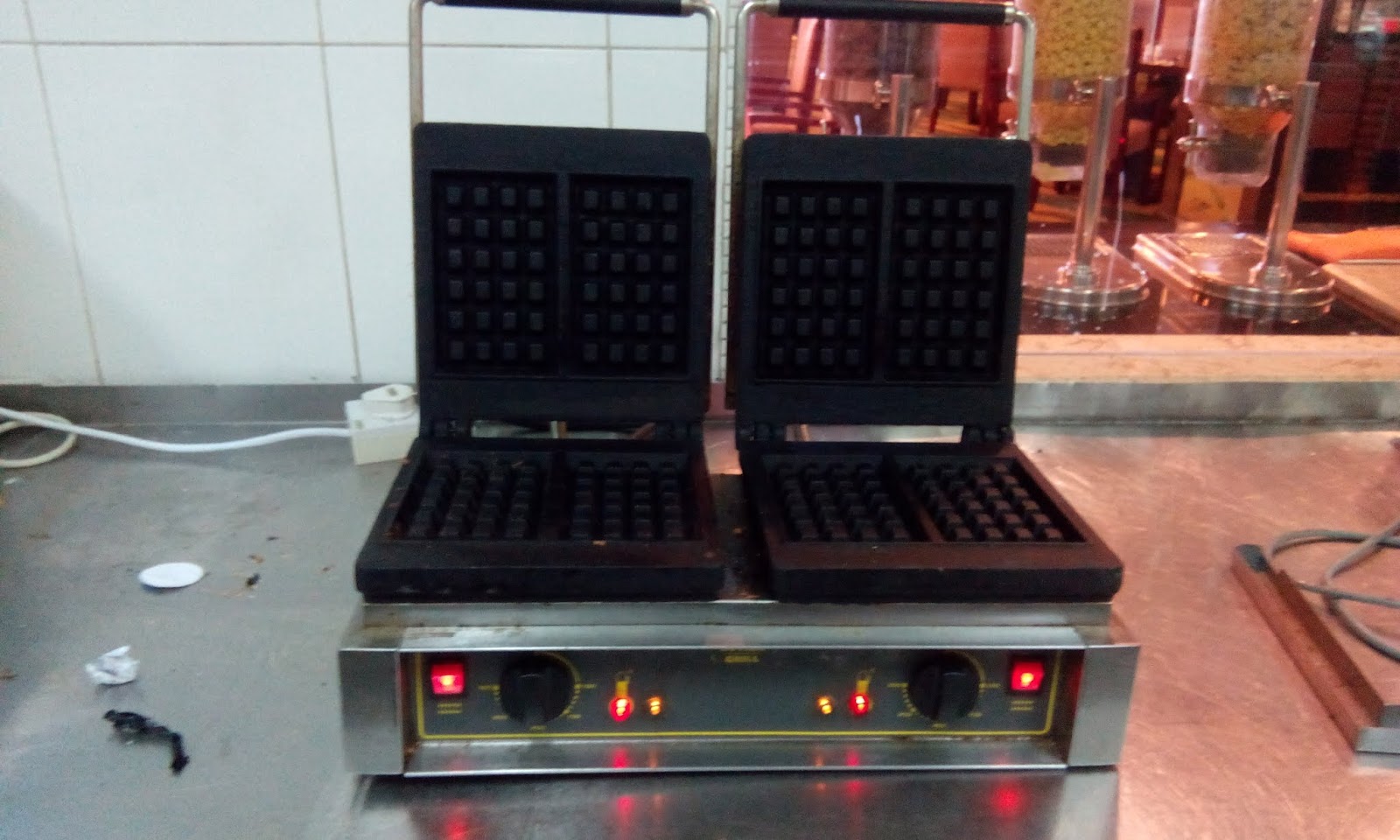 Life Begins at Forty ROLLER GRILL GED 10 Waffle Maker repair