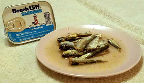 Richard Reviews Everything : Beach Cliff Sardines in Water