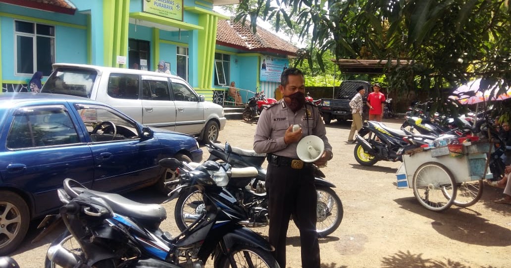 Polsek Purabaya Giat Sosialisasi Penggunaan Masker Kepada Warga
