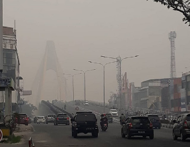 BREAKING NEWS !! Warga Riau Butuh Asupan Oksigen
