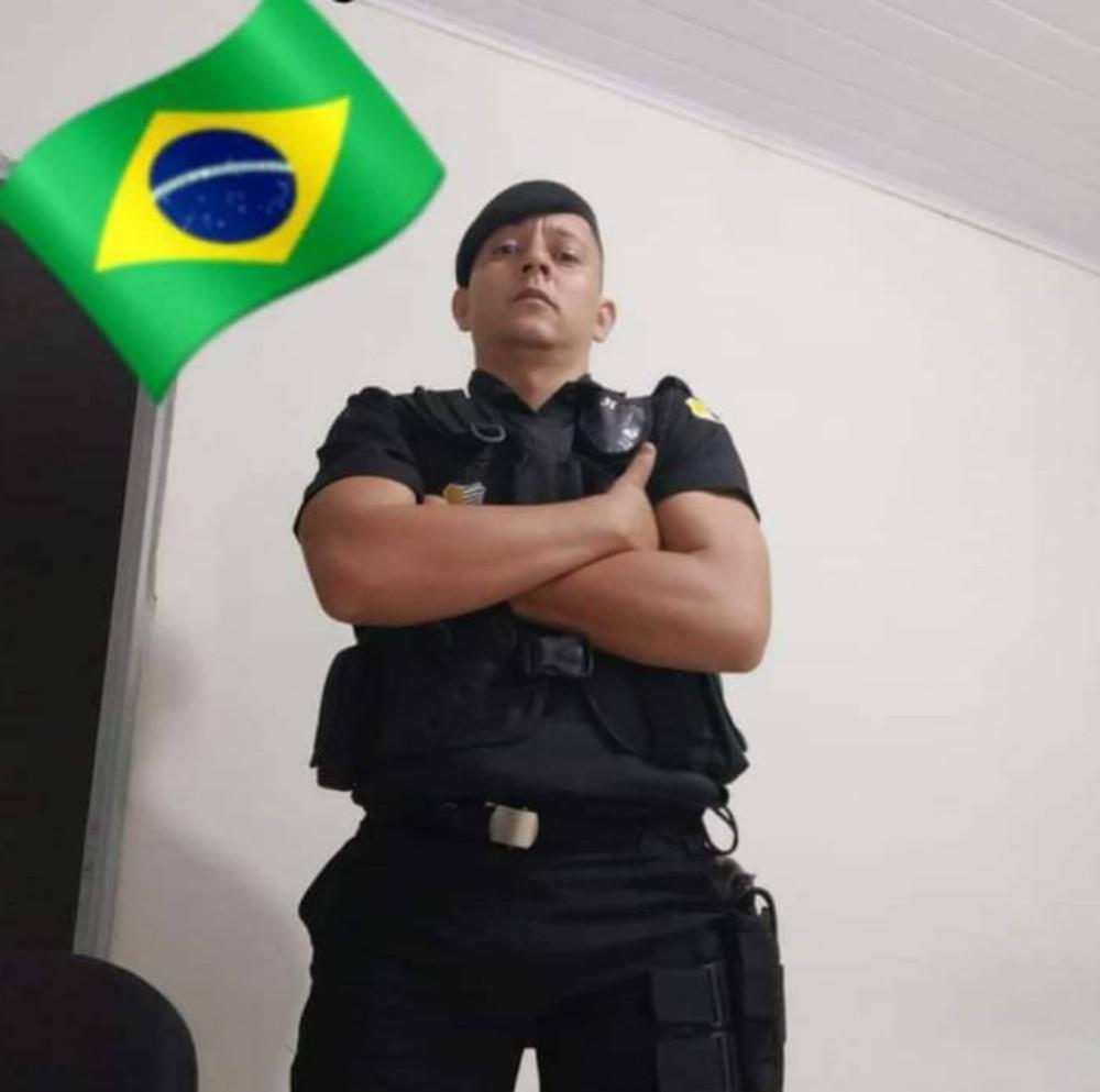 75323897-BF5E-4F99-AFF1-DA8CEA1A6149