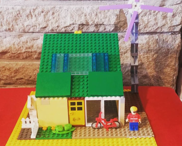 Lego eco-house