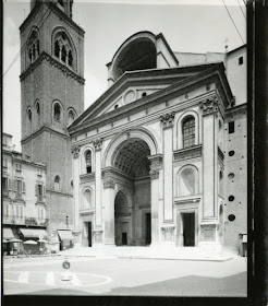 Paolo Monti's 1972 photograph of the Basilica