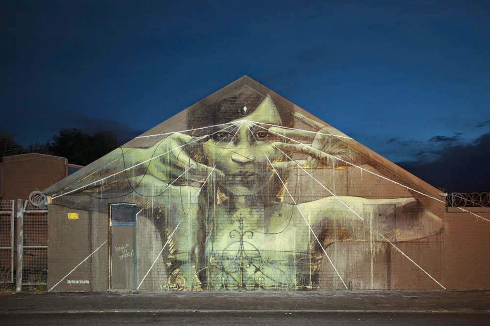 Faith47 is currently in Scotland where she just finished working on this new piece which is entitled "Oh The Miralce Of Empty Hands".
