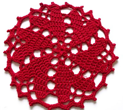 free crochet patterns, hearts, mandalas, doilies,