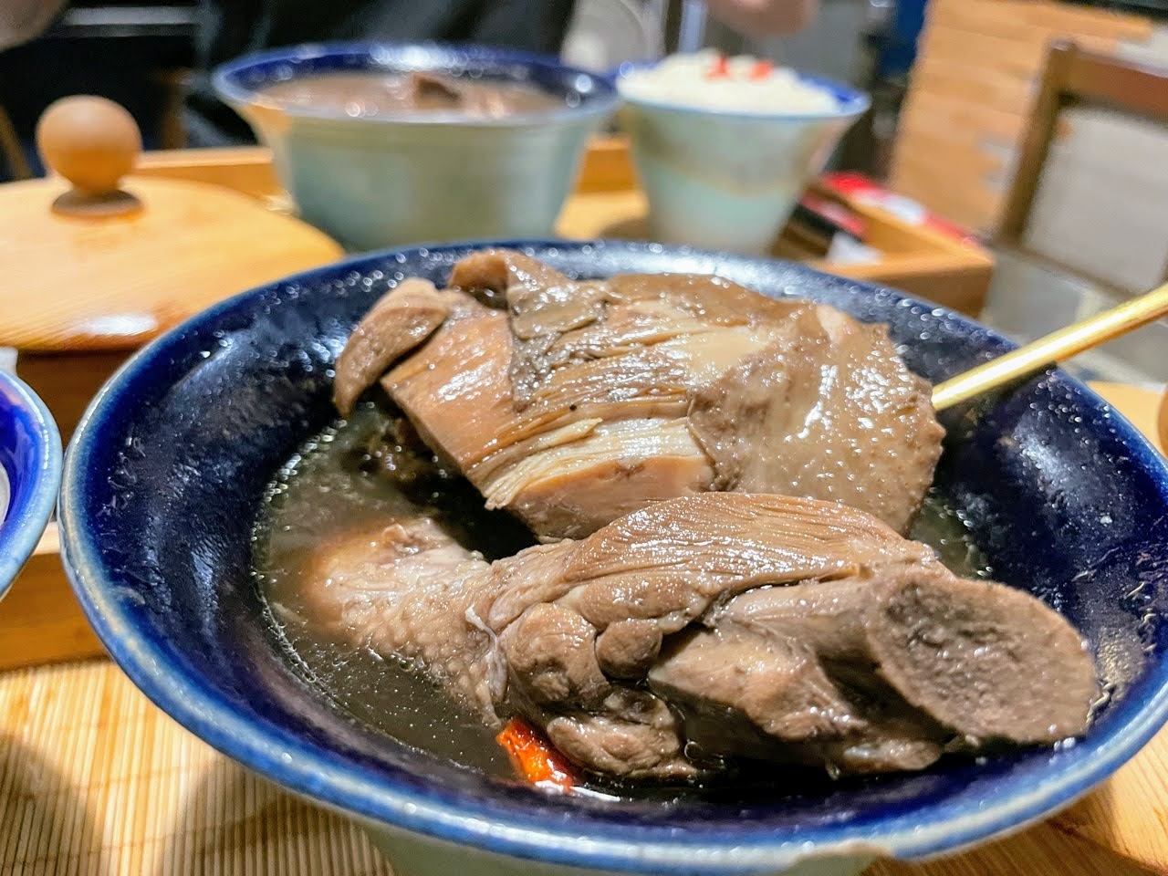 博仁堂中藥舖 / 純正中藥舖裡的美味燉品專賣