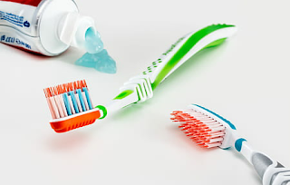How To Clean Toothbrush