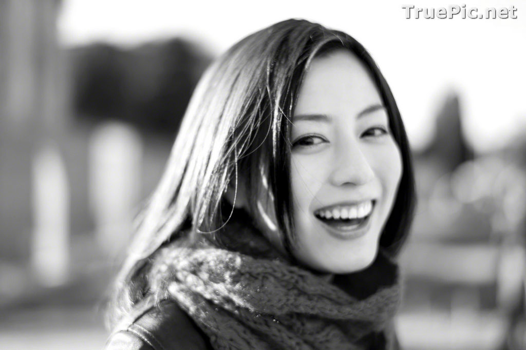 Image Wanibooks No.136 - Japanese Actress and Singer - Yumi Sugimoto - TruePic.net - Picture-119