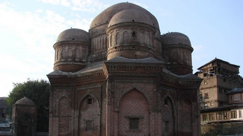 18 Best Places To Travel In Srinagar, India 18 Best Places To Travel In Srinagar, India