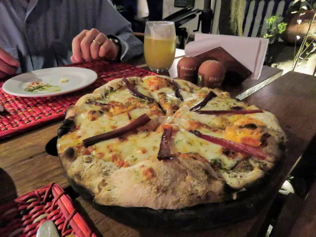 Places to eat in Cusco on a 3 day itinerary: Pizza with cured alpaca topping at Pachapapa