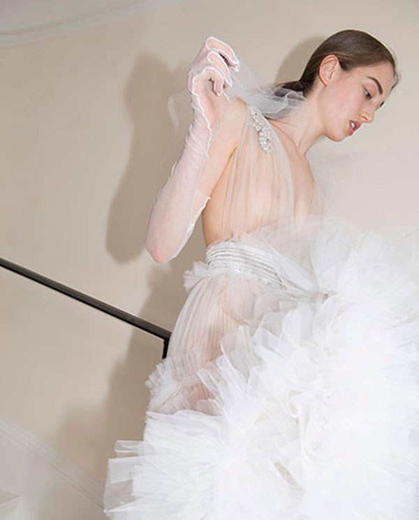 This Week | 10 Things We Love Lately: An Abandoned Theme Park in Japan, More Stunning Sugar Flowers & Other Lovely Things