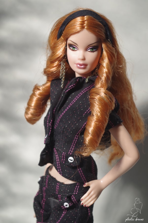 Plastic Dreams Dolls Barbie et miniatures Summer Top Model Barbie Doll
