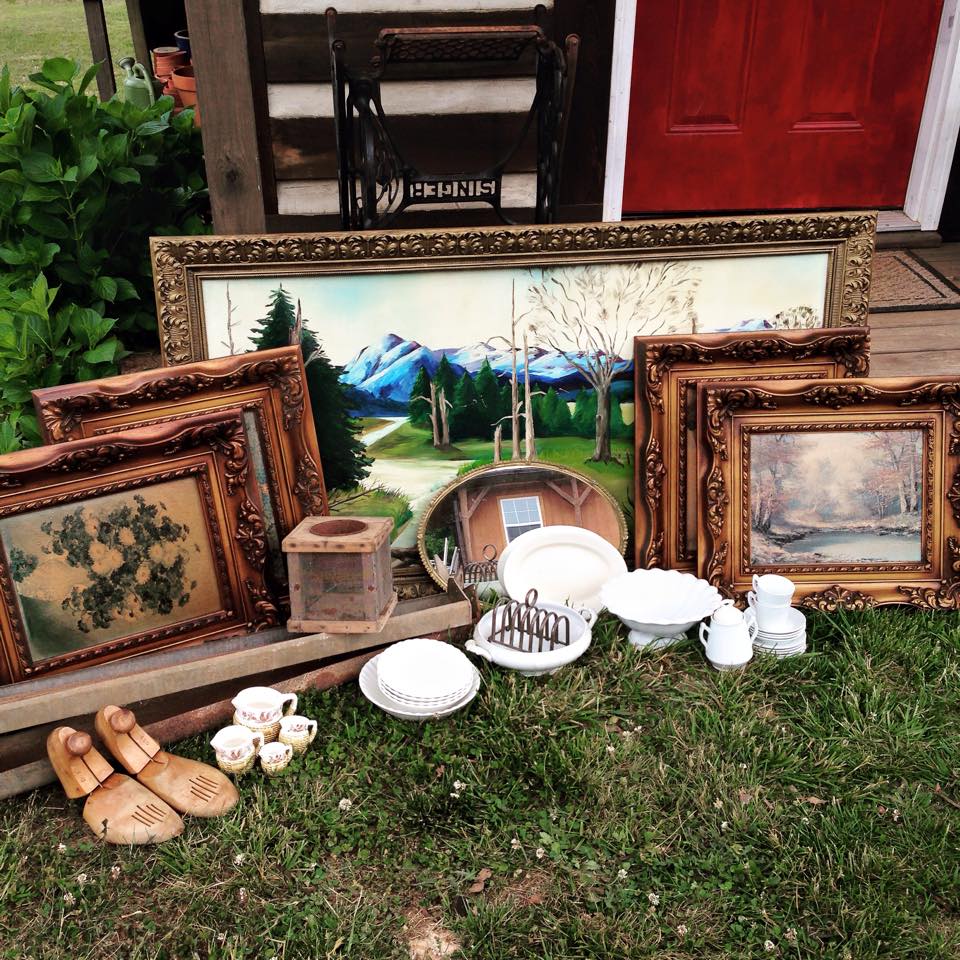 Simply Country Life Garage Sale Frame Chalkboard Makeover