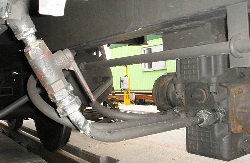 Разобщительный кран 372. Кран разобщительный 4300. Разобщительный кран вагона. Разобщительный кран усл. Кран разобщительный 4300.