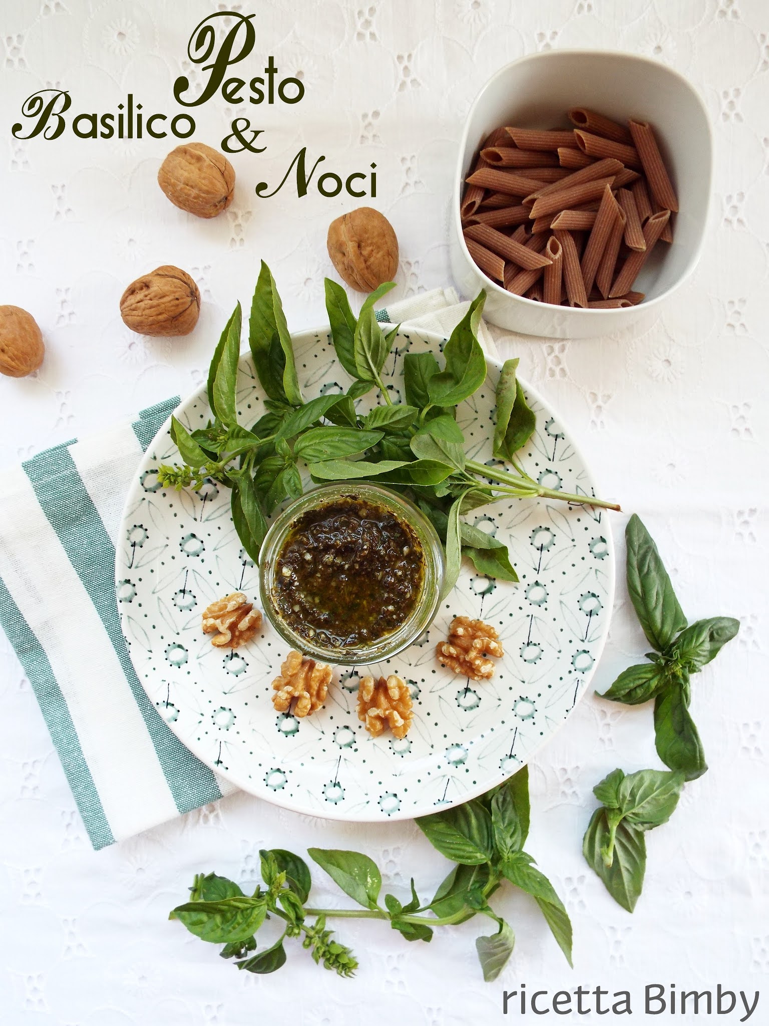 Pesto di basilico fresco e noci