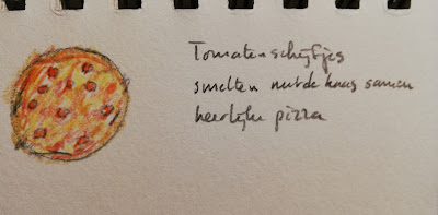 Pizza met tomatenschijfjes en haiku
