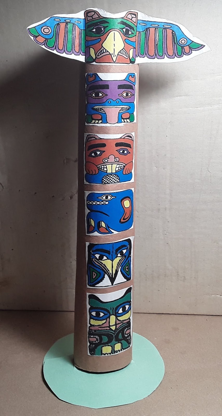 Free and Easy Crafts for Kids: Totem Pole Craft and Activities