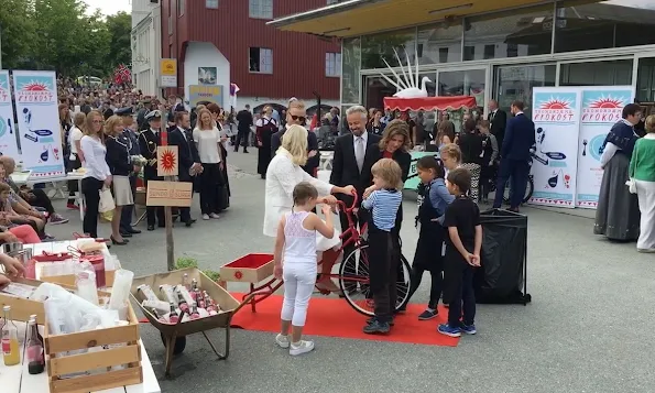 King Harald and Queen Sonja, Princess Martha Louise, Crown Prince Haakon, Crown Princess Mette-Marit, Princess Ingrid Alexandra, Prince Sverre Magnus, Marius Borg Høiby, Princess Astrid and Mrs. Ferner