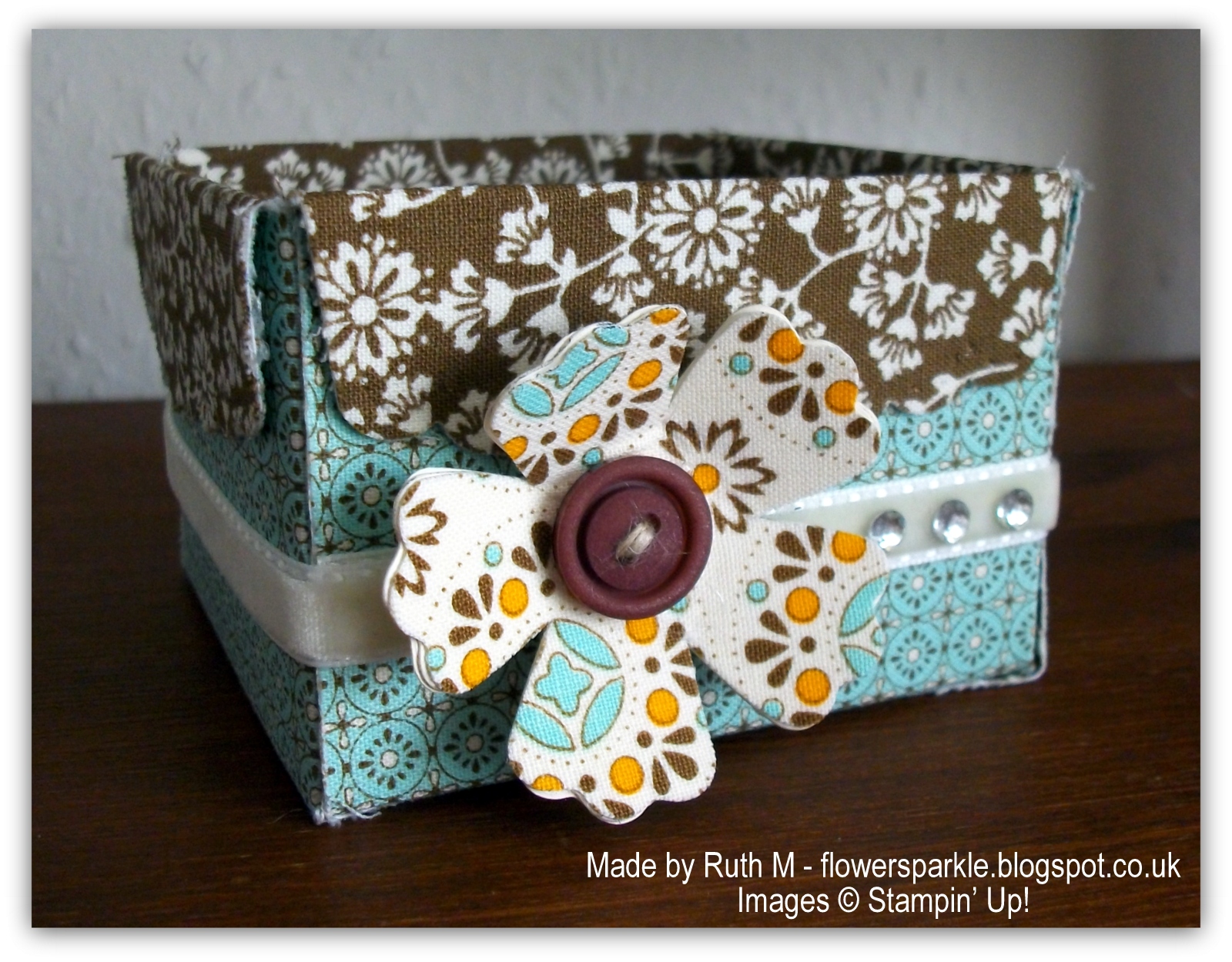 Flower Sparkle: Spice Cake Fabric Box