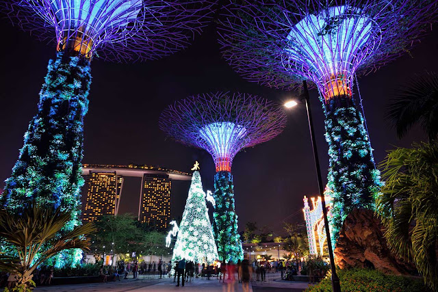 How to spend Christmas in Singapore