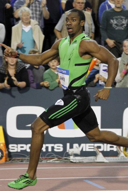 OCHO CALLES BLAKE TAMBIÉN MARAVILLA EN LOS 200