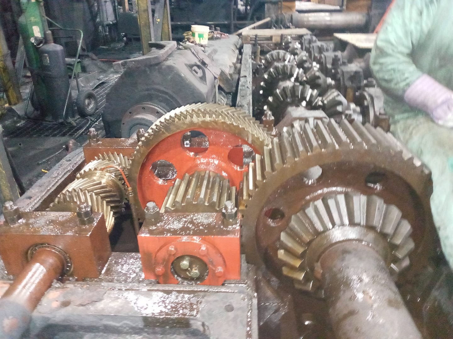 Industrial History The Blast Furnace D complex has an explosion at