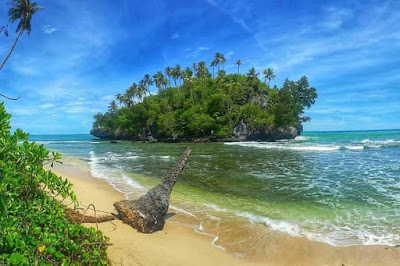 Pulau Seurudong, Pantai Wisata di Sawang yang Terbagi Dua - Pariwisata