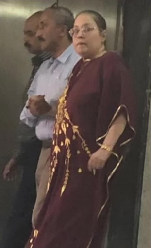 ظهور يصدم جمهور شيرين سيف النصر بوزن زائد وعباءة