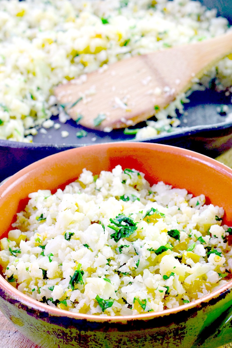 Green Chile Cauliflower Rice -This Green Chile Cauliflower Rice recipe adds a little zip to your low carb and keto meal planning. Full of delicious flavor, easy to make, without all the carbs that regular rice has. Perfection on a pate! #cauliflower #rice #chile #greenchile #mexican #keto #Lowcarb #glutenfree #vegetarian #paleo #easy #recipe | bobbiskozykitchen.com