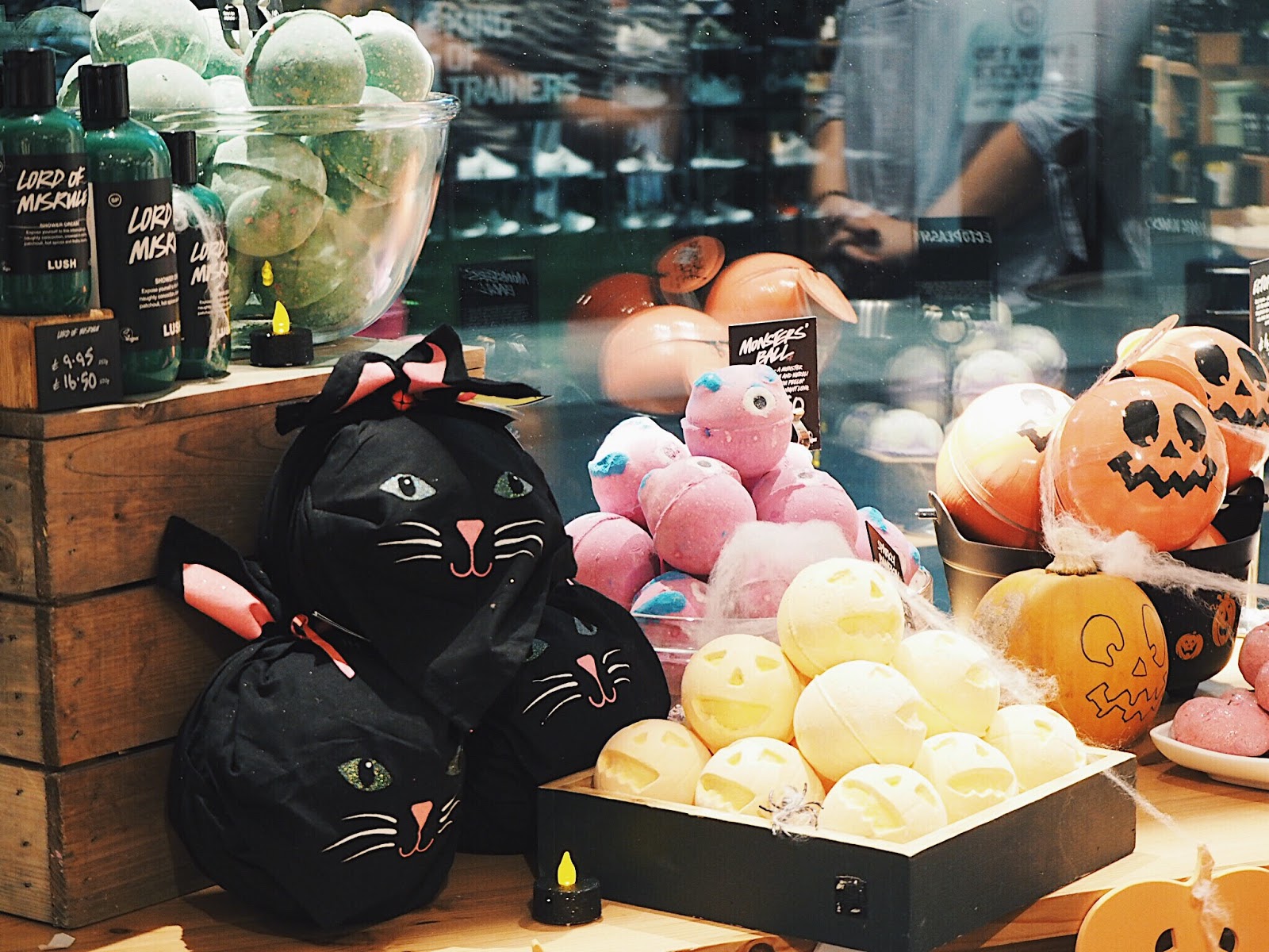 lush halloween christmas livingston 2017 lush halloween christmas livingston 2017