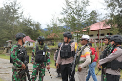 Teroris OPM Bakar Satu Rumah warga di Ilaga Papua, Satu Orang Berhasil Ditembak Satgas Nemangkawi