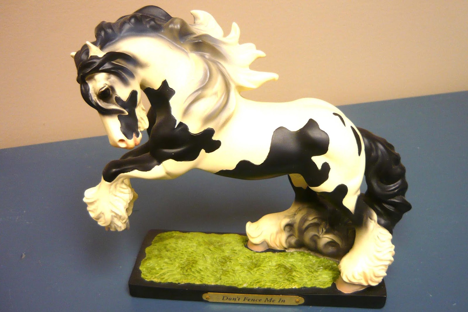 Prairie Museum Collections & Exhibits The Trail of Painted Ponies